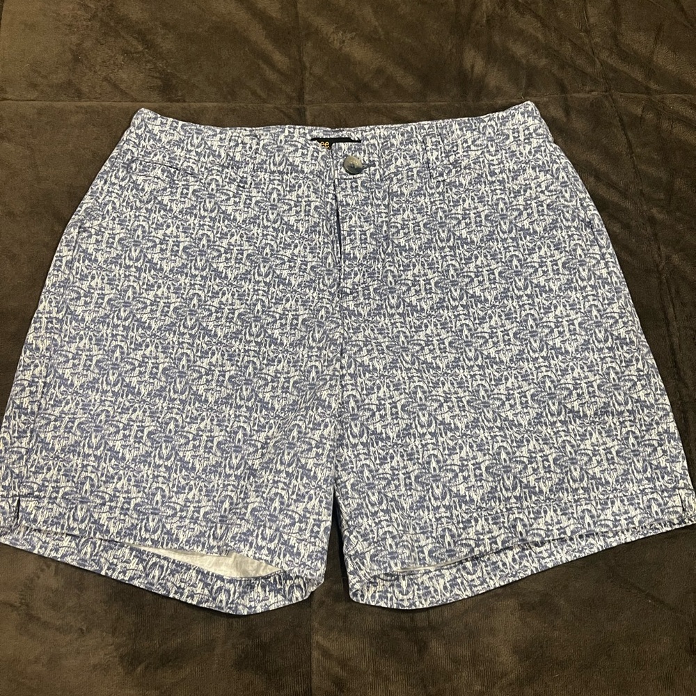 Lee Blue and White shorts